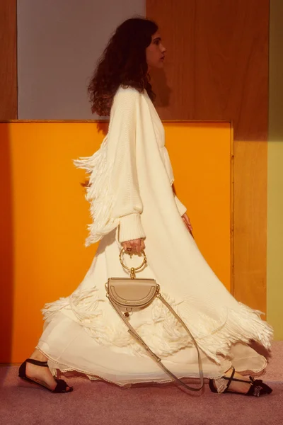 Look 2